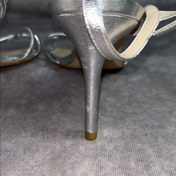 EUC Stuart Weitzman Starla 80 Silver Strappy Heeled Sandals Sz 9 Leather Luxury - Picture 4 of 11